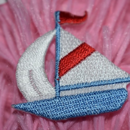 Écusson Patch Thermocollant Bleu Marine Pour Personnaliser Vos Vêtements Et Accessoires Couture