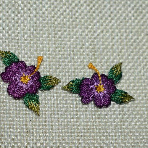 Mini patch fleur ecusson thermocollant couture