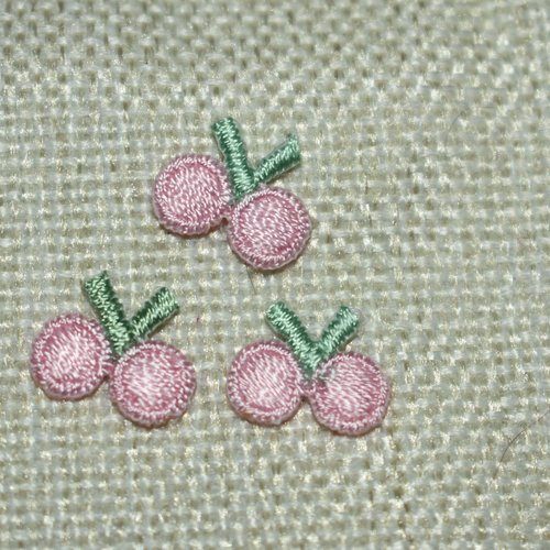 3 patch mini cerise brodé thermocollant coutures