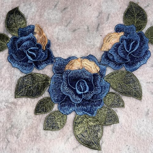 Grande guipure, fleurs