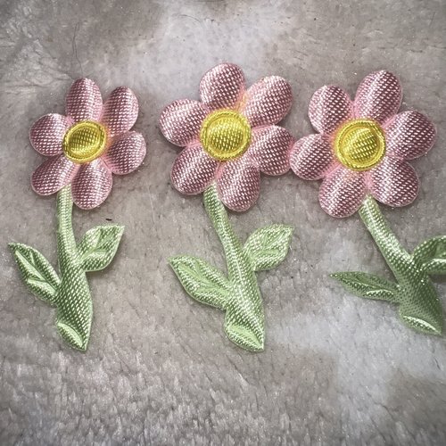 6 applique tissu, fleurs   a coudre ou à coller