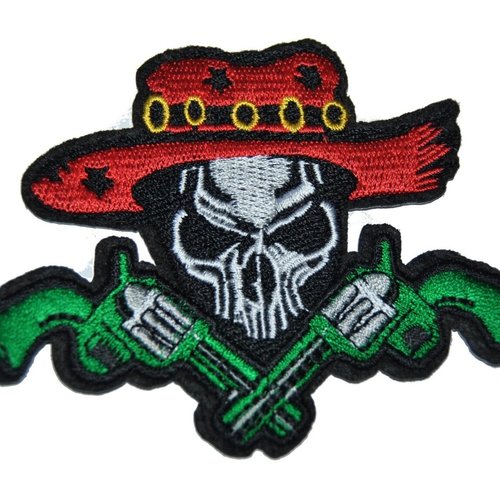 Patch tete de mort écusson brodé thermocollant coutures