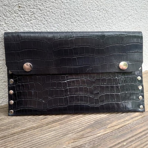 Pochette porte document en cuir de veau noir façon crocodile - 20cm x 12cm