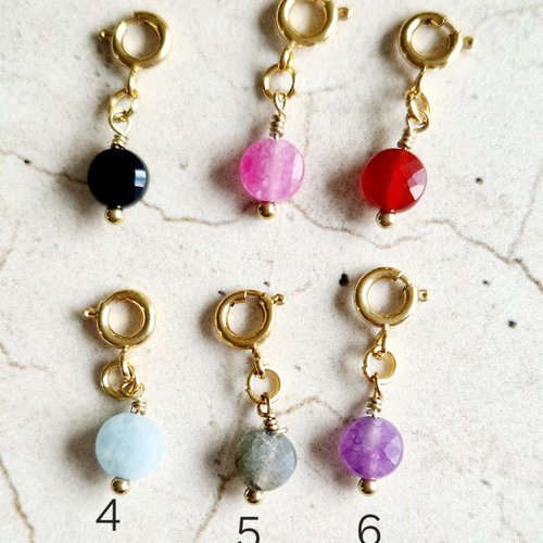 Charms en pierres de gemmes