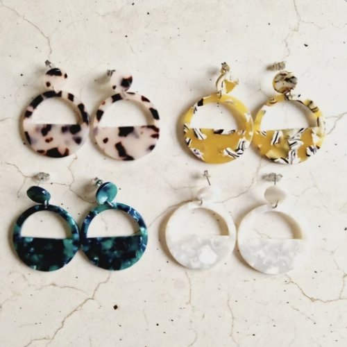 Boucles d'oreilles acétate