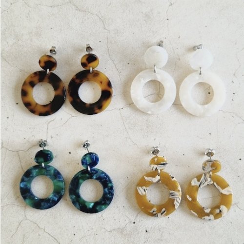 Boucles d'oreilles en résine acétate