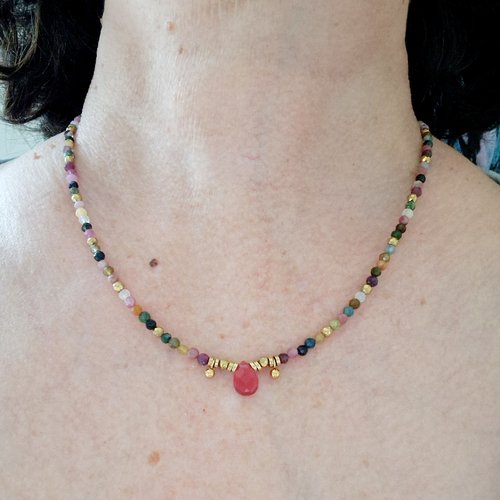 Collier pierres de gemmes tourmaline
