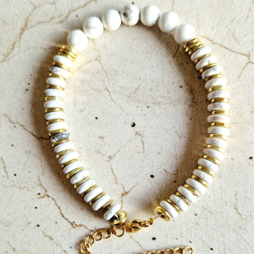 Bracelet pierres de gemmes howlite blanche