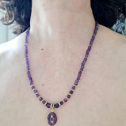 Collier perles pierres améthyste