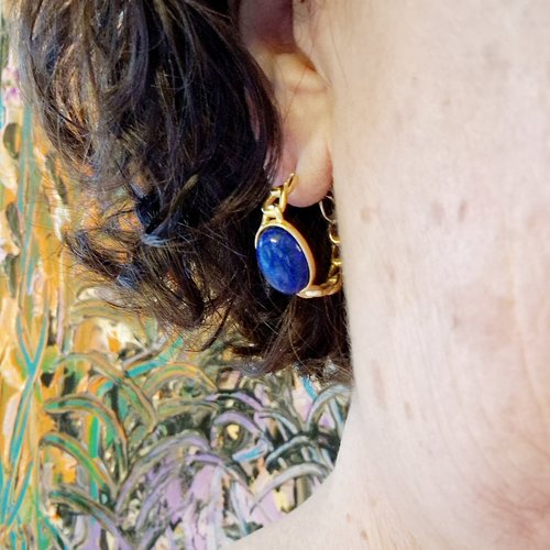 Créoles dorées cabochon lapis-lazuli