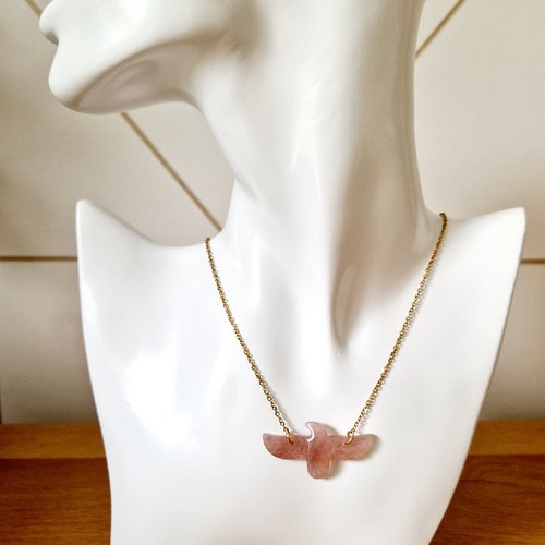 Collier oiseau quartz fraise