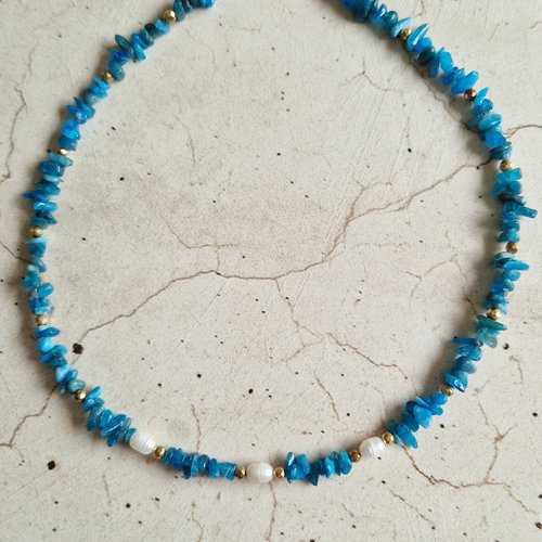 Collier chips apatite et perles d'eau douce