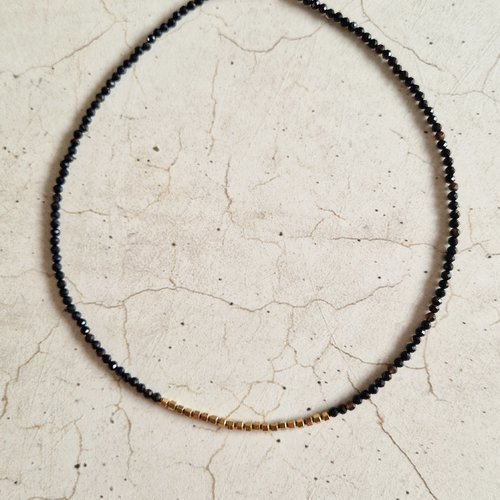 Collier agates noires