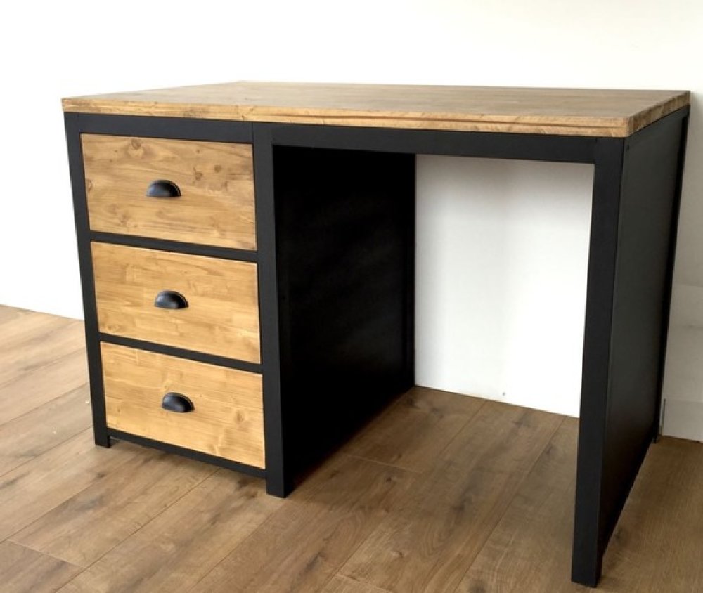 Bureau en bois avec tiroirs, de style classique