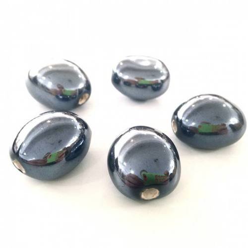 4 perles rondes plates galets 20mm verre VERT FONCE bandeau volute blanc dore