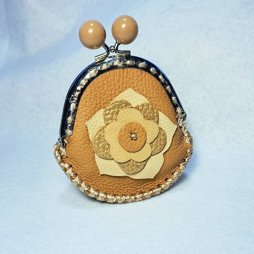 Porte monnaie fleur cuir camel monture à pincer clapé rétro, cadeau fêtes des mères