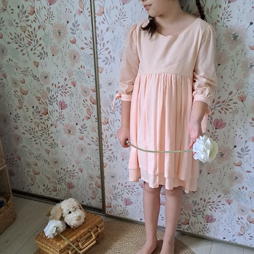 Robe cérémonie enfant mousseline pêche, style bohème et champêtre, demoiselle d'honneur, baptême.