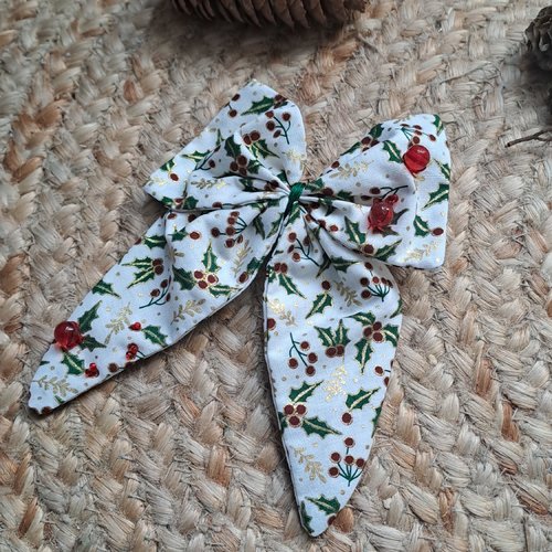 Barrette de noël grand nœud princesse motifs rétro feuille de houx, coiffure de fête petite fille.