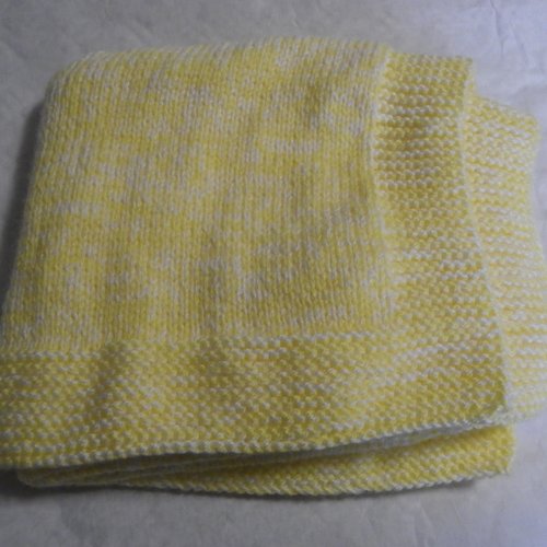 Couverture jaune et blanche