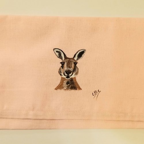 Pochette range serviette de table peinte à la main en coton rose  kangourou
