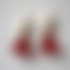 Boucles d'oreilles fimo blanc et pétales de pin rouge