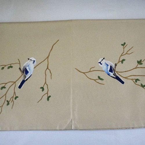Chemin de table en coton beige mésanges azurée