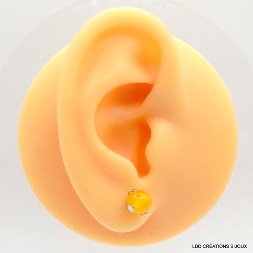 Boucles d'oreilles acier clou jade jaune 6 mm