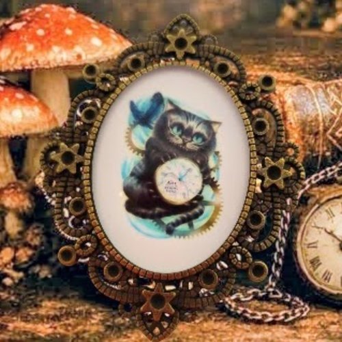 Broche conte victorien chat du cheshire. cadeau original pour un non-anniversaire.