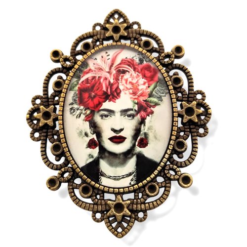 Broche talisman femme artiste – inspiration frida – style folk baroque.