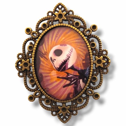 Broche talisman d'automne - portrait de squelette gothique - univers etrange noël.