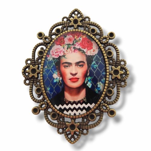 Broche talisman bohème – cadeau poétique pour femme – portrait frida kahlo.