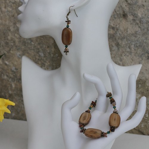 Ensemble bracelet et boucles d'oreilles perles de verre tchèque-cristal de swarovski marron et vert modèle "caramel"