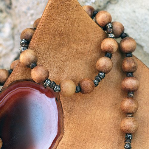 Parure collier et bracelet pour homme-noix de coco de couleur marron-perles en métal argenté modèle "chapelet"