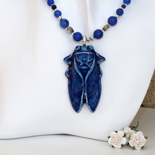 Collier pendentif céramique-jade-aventurine à la couleur bleue modèle "denim"