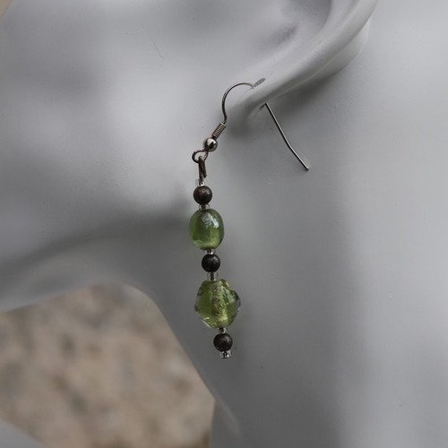 Parure sautoir pendentif péridot et boucles d'oreilles en verre vert modèle "cléopâtre"