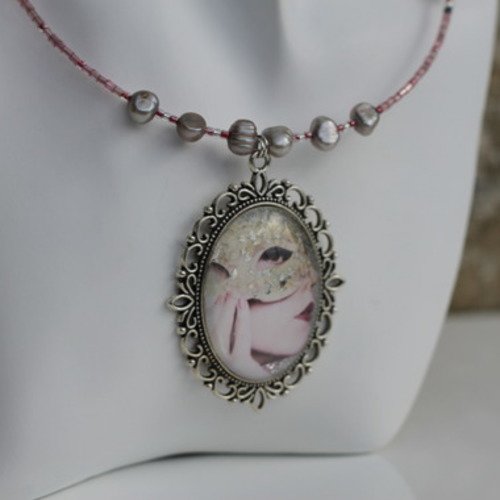 Ras-du-cou pendentif métal-perles d'eau douce-perles de verre rose et argent modèle "venise"
