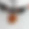 Ras-du-cou pendentif cornaline-onyx-bois orange et noir modèle "abricot"