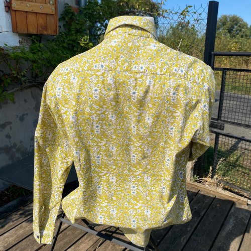 Chemise fleurie homme