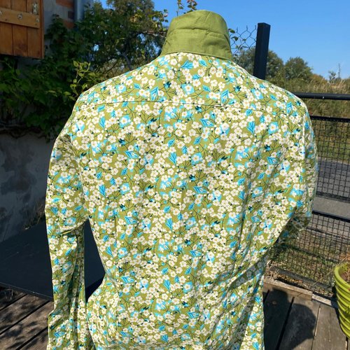 Chemise fleurie homme