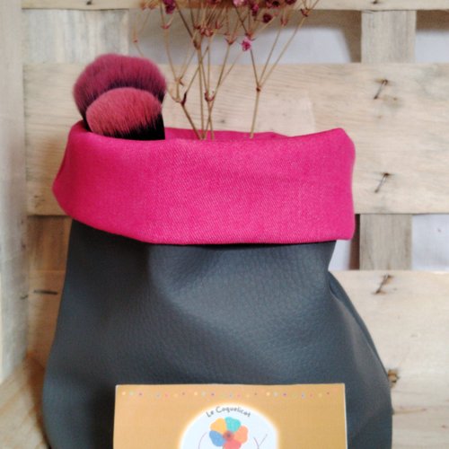 Le nid à malice (m)