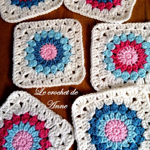Tuto crochet : motif carré grand-mère style bohème, photos à chaque rang, facile à réaliser avec schéma, tuto en francais !