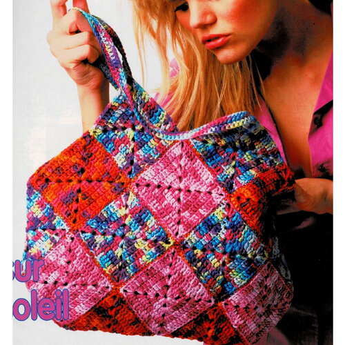 Modèle sac patchwork coton, orné de motifs carrés granny assemblés, explications et grilles en français, pdf crochet vintage !