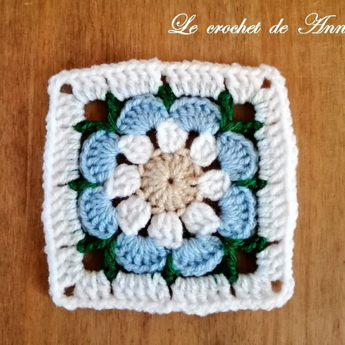 Tuto crochet : motif granny fleur, carré grand-mère, photos à chaque rang, facile à réaliser avec schéma, tuto en francais !