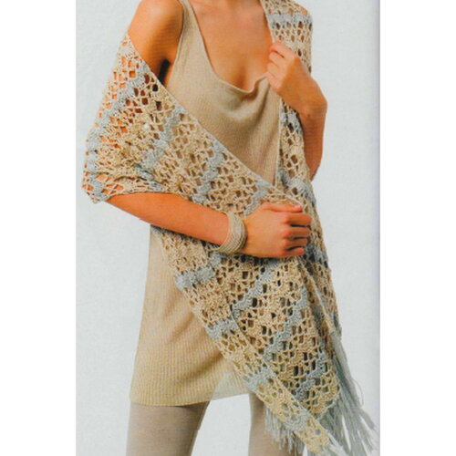 Modèle etole en laine beige et gris aux jolis motifs dentelle, crochet n 3,5 , explications et grilles en français, pdf crochet vintage !