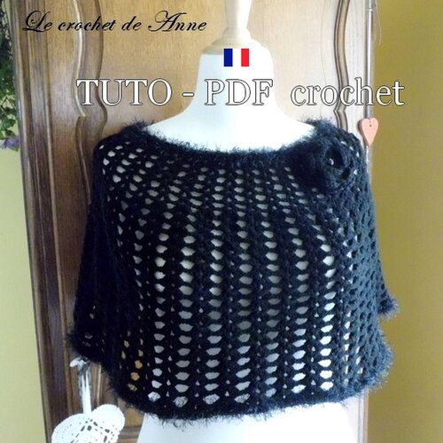 Tuto crochet - poncho noir orné d'un joli point fantaisie, de bordures fourrures et d'une fleur, facile à réaliser, tuto en francais !