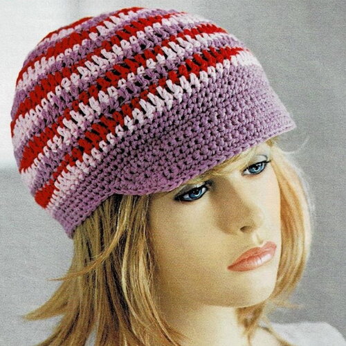 Modèle bonnet à visière, coton lilas, rose, rouge, explications et grilles en français, pdf crochet vintage !