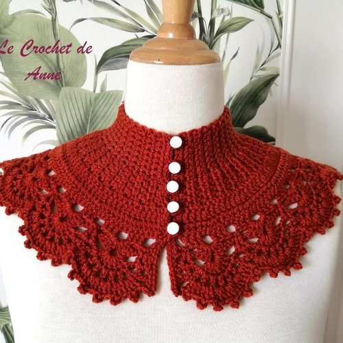 Tour de cou / col rouille de style victorien orné d'une belle bordure dentelle !