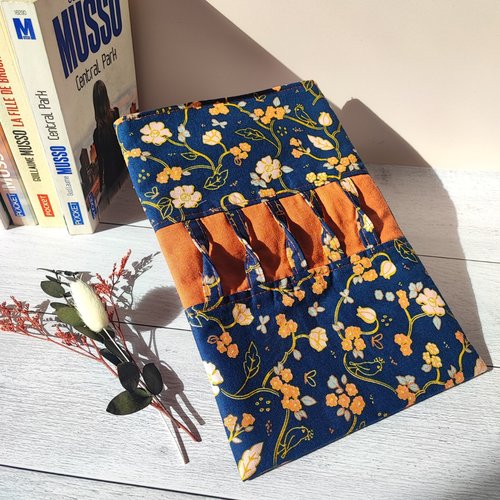 Pochette à livre