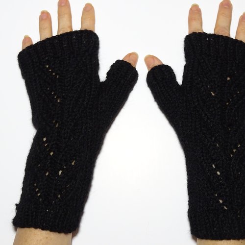 Mitaines femme noires en laine et alpaga tricotées main
