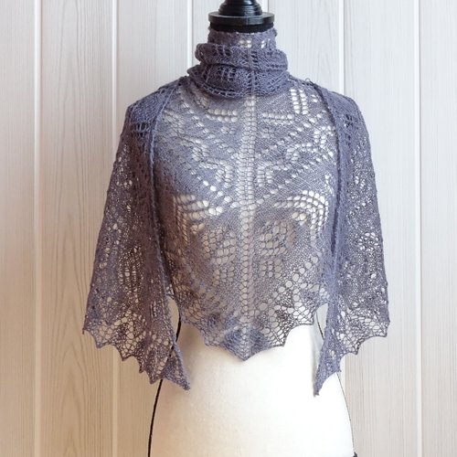 Châle dentelle violet lilas